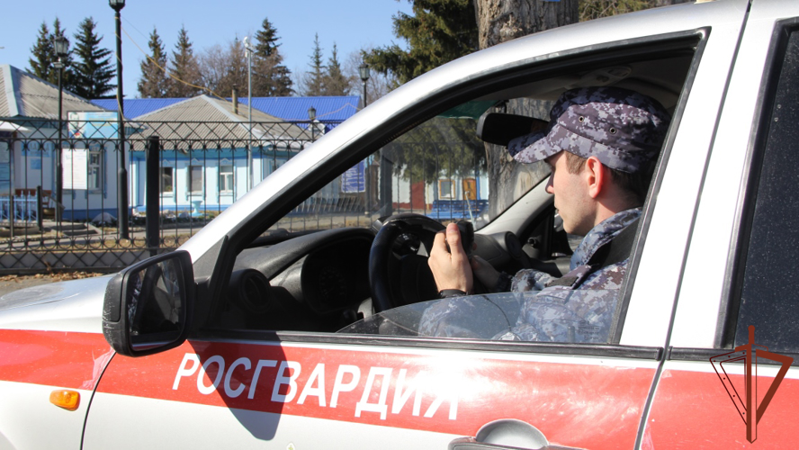 Росгвардия обеспечила безопасность граждан в период празднования Пасхи на Урале 