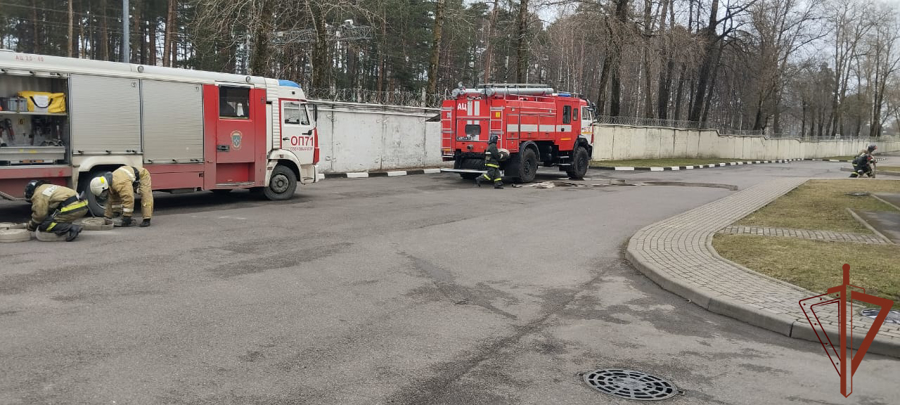Офицеры инспекции пожарной безопасности Северо-Западного округа Росгвардии провели занятия с личным составом округа
