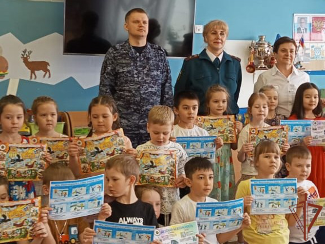 Росгвардия провела профилактические и профориентационные мероприятия с молодежью на Урале