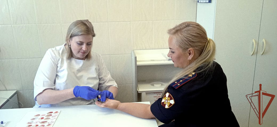 Росгвардейцы поддержали ведомственную акцию «От сердца к сердцу» в Орле