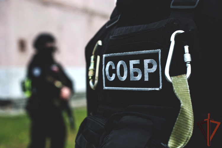 СОБР Росгвардии пресек деятельность нарколаборатории в Магнитогорске