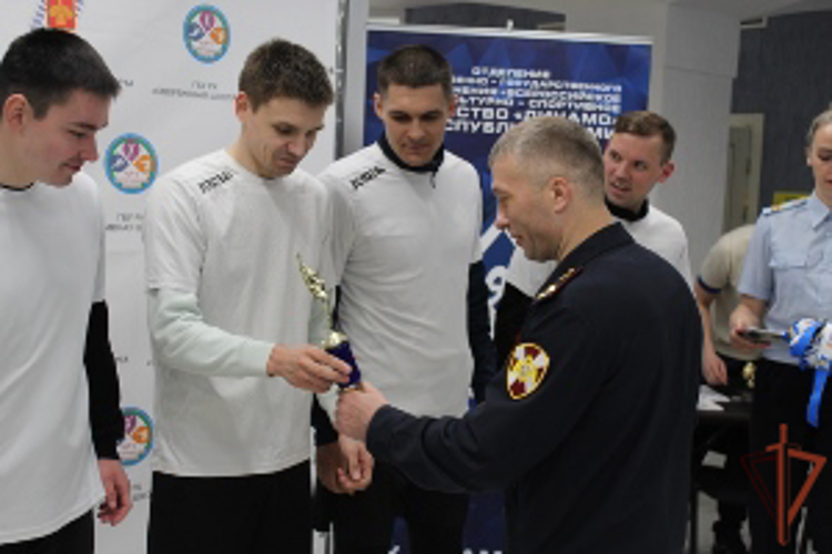 Команда Росгвардии Коми стала чемпионом турнира по мини-футболу памяти Александра Яковлева