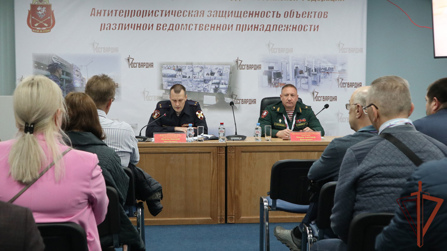 Предприятия Сибири участвуют в выставке Росгвардии «День передовых технологий обеспечения безопасности» в Красноярске (видео)