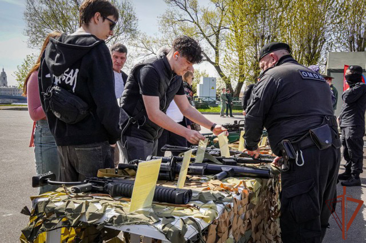 В Санкт-Петербурге стартовал международный турнир по регби-7 и тэг-регби