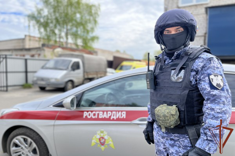 Росгвардейцы провели совместную тренировку с работниками скорой помощи в Ярославле