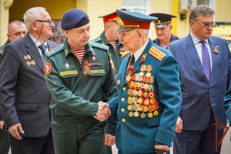 В Северо-Западном округе Росгвардии чествовали ветеранов Великой Отечественной войны