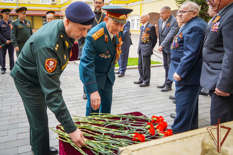 В Северо-Западном округе Росгвардии чествовали ветеранов Великой Отечественной войны