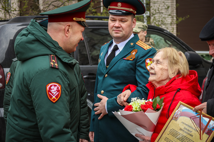 В Северо-Западном округе Росгвардии чествовали ветеранов Великой Отечественной войны