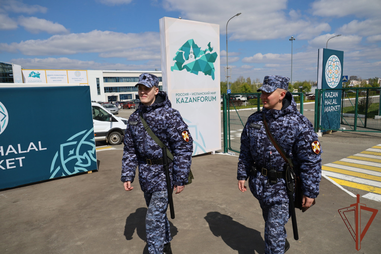 Росгвардейцы обеспечивают безопасность ХV Международного экономического форума «Россия – Исламский мир: KazanForum»