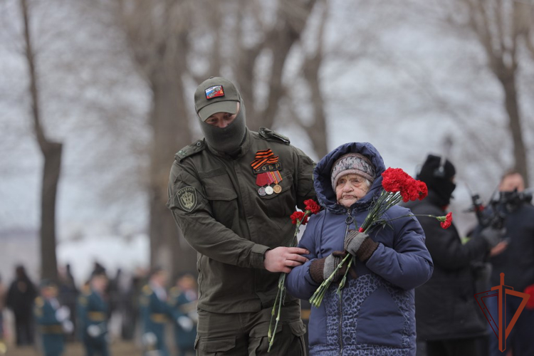 Росгвардейцы Северо-Западного округа почтили память погибших в годы Великой Отечественной войны