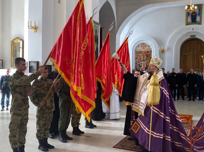 Росгвардия накануне 9 мая проводит патриотические встречи с подрастающим поколением на Урале