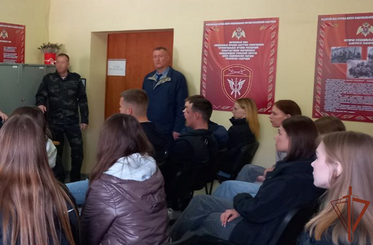 Всероссийская ведомственная акция «Каникулы с Росгвардией» стартовала на Урале