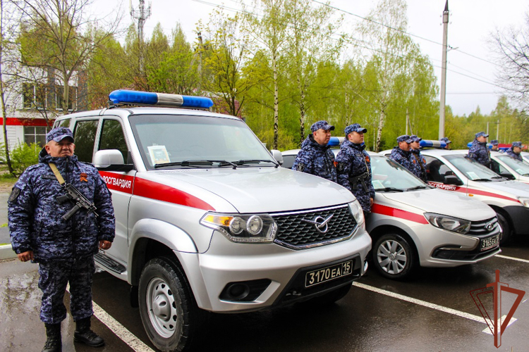 Акция «Бессмертный автополк» продолжается в Приволжском округе Росгвардии