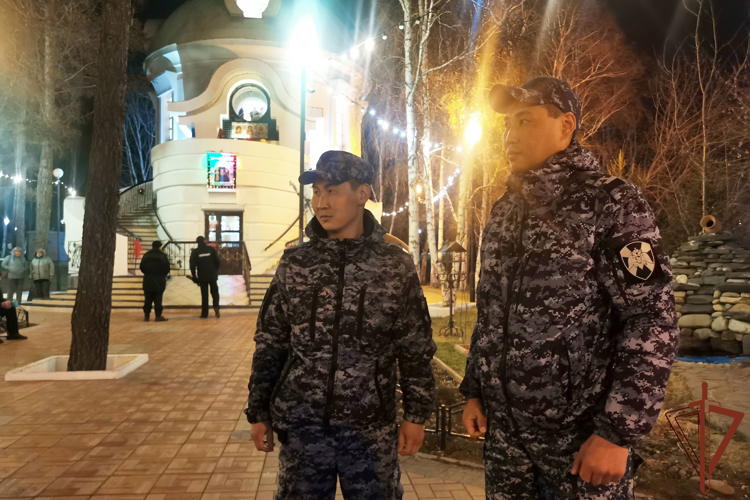 Росгвардия обеспечила безопасность во время пасхальных мероприятий в Сибири