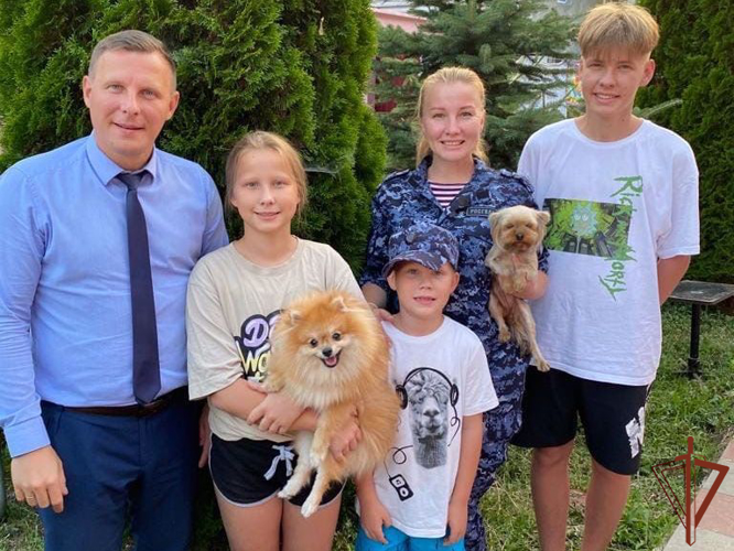 Сотрудницу Росгвардии наградили почетным знаком Белгородской области «Материнская слава»