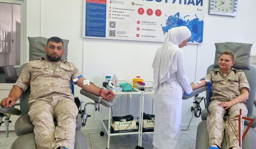 Росгвардейцы приняли участие во всероссийской акции «От сердца к сердцу» в Грозном