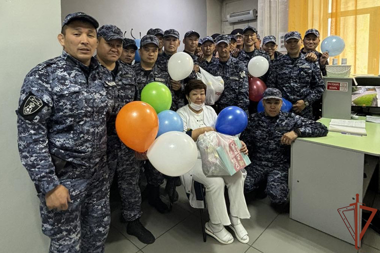 Праздничные мероприятия в честь Международного дня защиты детей прошли в Сибирском округе Росгвардии
