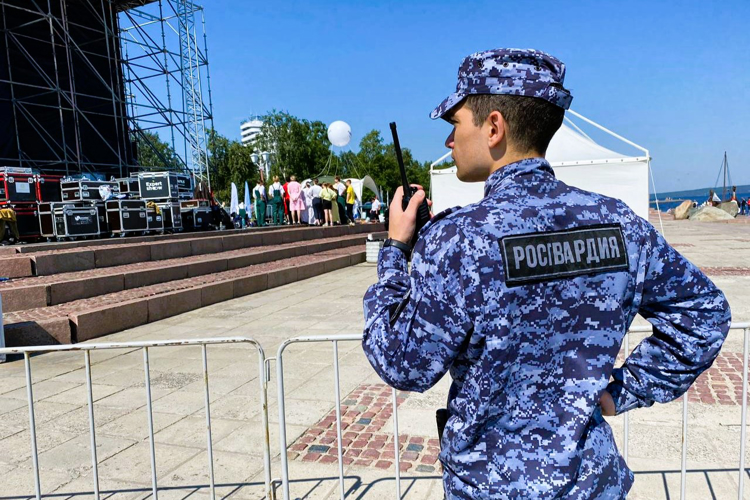 Росгвардейцы обеспечили безопасность Дня города Петрозаводска