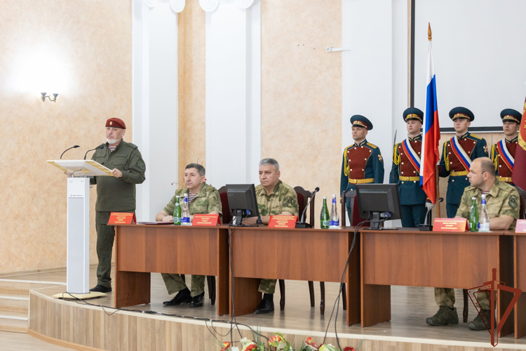 Заместитель директора Росгвардии Алексей Воробьёв совершил рабочую поездку в Саратов 