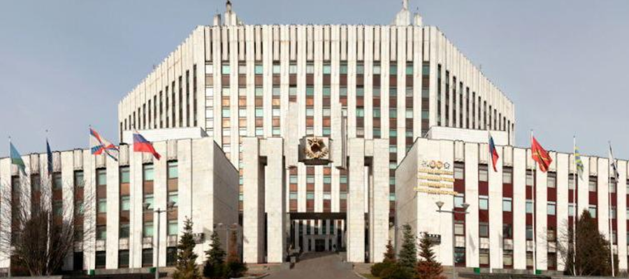 Генерал-полковник Юрий Яшин поздравил офицеров Росгвардии – выпускников Военной академии Генерального штаба ВС РФ 