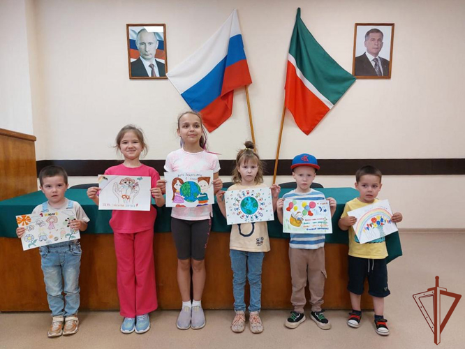 Росгвардейцы организовали мероприятия ко Дню защиты детей в Приволжье