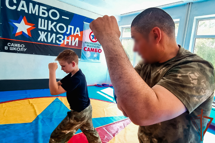 Всероссийская ведомственная акция «Каникулы с Росгвардией» продолжается в Сибири