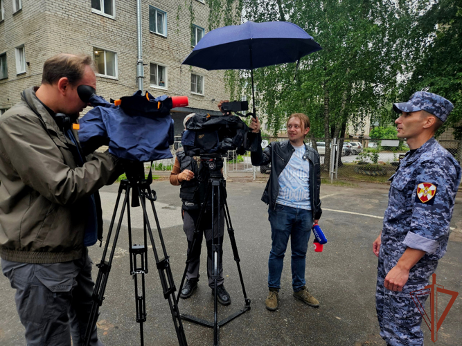 Пожарно-тактические учения Росгвардии и МЧС прошли в Великом Новгороде