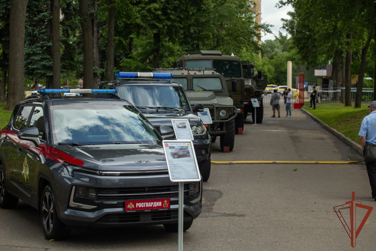 Росгвардия приняла участие в спортивном празднике «Динамо» в Москве