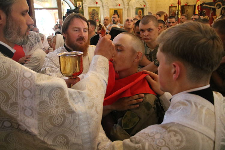 Войсковой храм софринской бригады Росгвардии освятили в Подмосковье