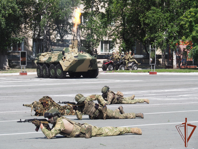 В Новосибирском военном институте Росгвардии состоялся выпуск молодых офицеров 