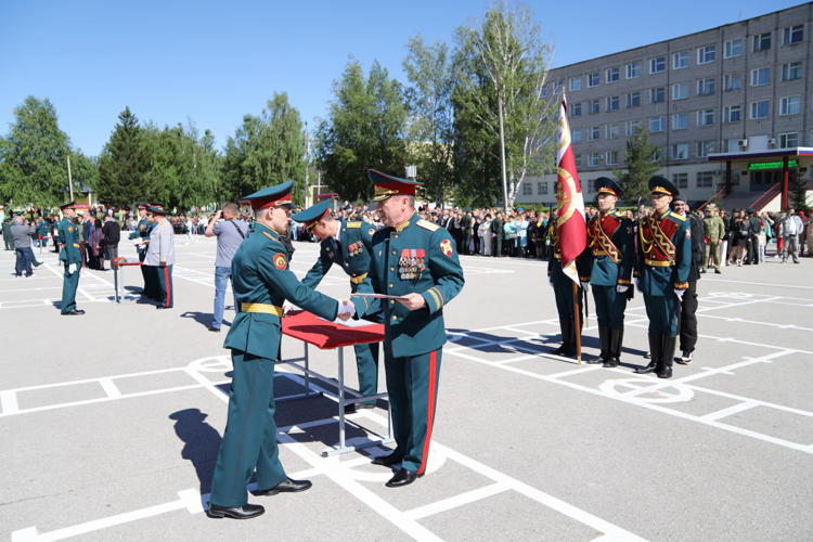 В Пермском военном институте Росгвардии состоялся выпуск офицеров