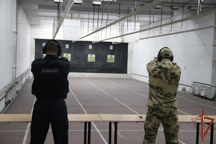Учебно-методический сбор командиров ОМОН и СОБР Приволжского округа Росгвардии завершился в Самарской области