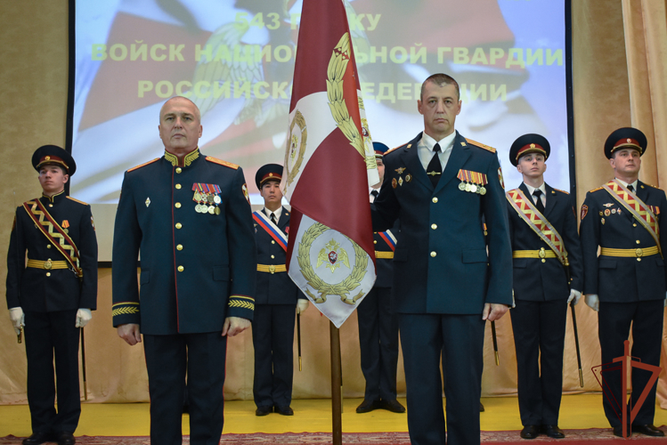 Воинской части Росгвардии в Свердловской области вручено Боевое знамя нового образца