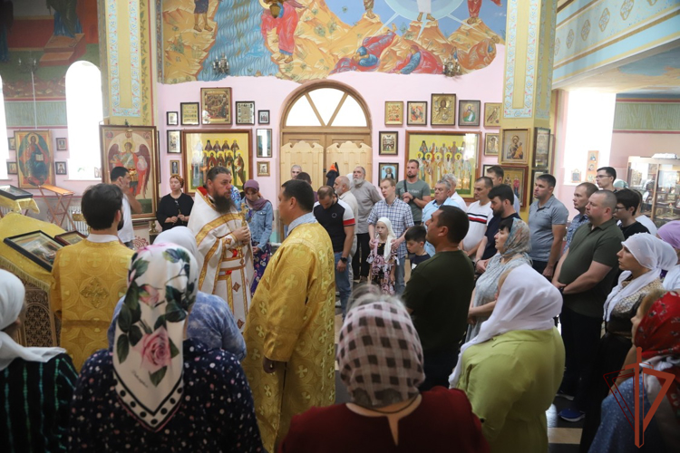 Росгвардейцы Северного Кавказа стали участниками праздничных богослужений в День Крещения Руси