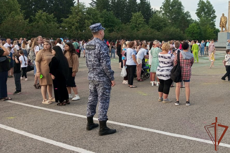 Росгвардия обеспечила безопасность во время масштабных праздничных мероприятий в Кузбассе