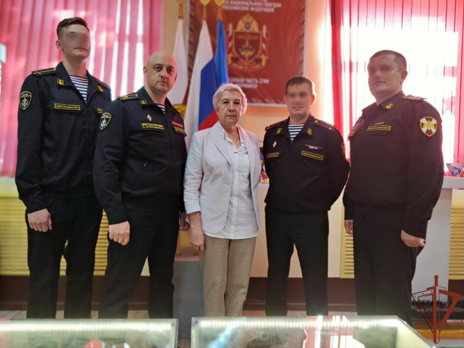 Вдова Героя России Петра Захарчука побывала на названном в его честь катере