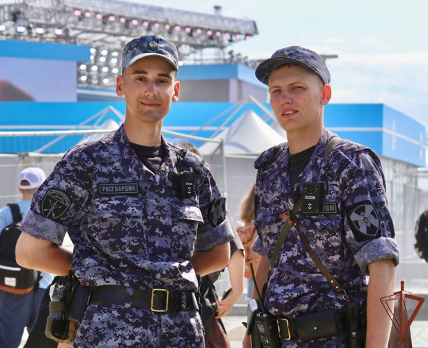 Росгвардейцы обеспечили безопасность фестиваля «VK Fest 2024» в Санкт-Петербурге 