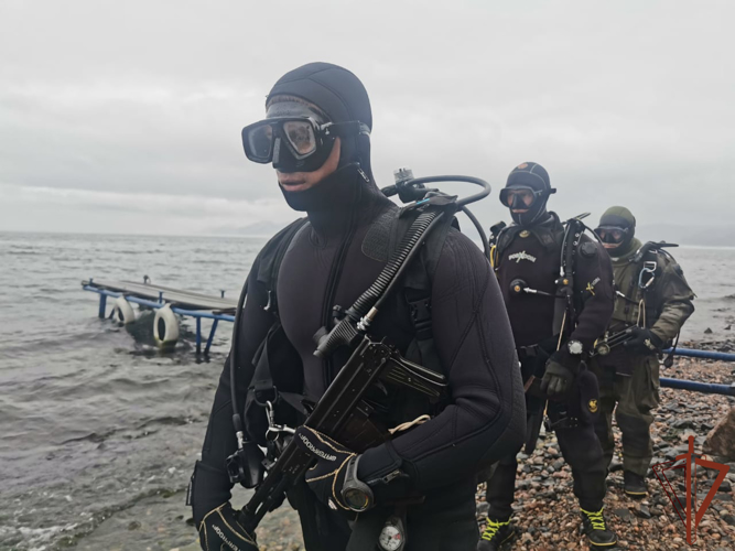 Учебно-методический сбор водолазов Сибирского округа Росгвардии завершился в Иркутской области 