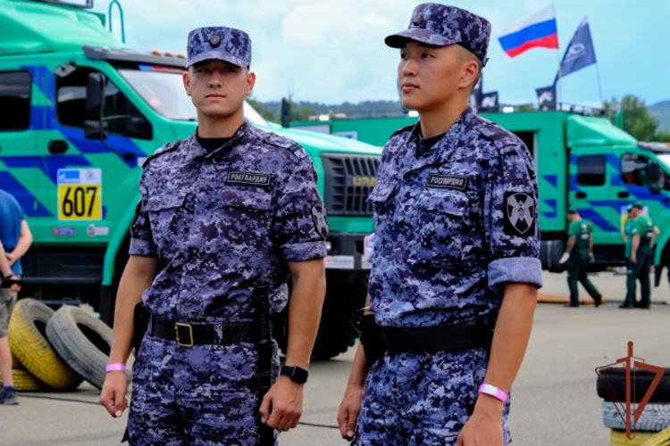 Росгвардия обеспечила безопасность III этапа международного ралли «Шелковый путь» в Республике Алтай