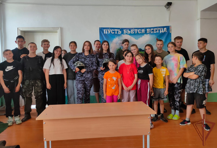 Ведомственная акция «Каникулы с Росгвардией» продолжается на Урале