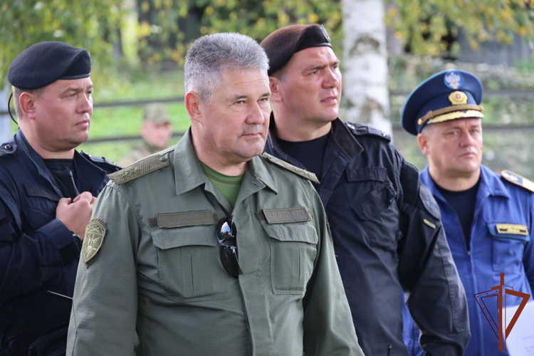 Спецназ Росгвардии провел тактико-специальное занятие на объекте транспортной инфраструктуры в Ленинградской области 
