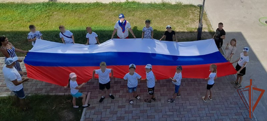 В ЛНР завершилась акция «Каникулы с Росгвардией» 