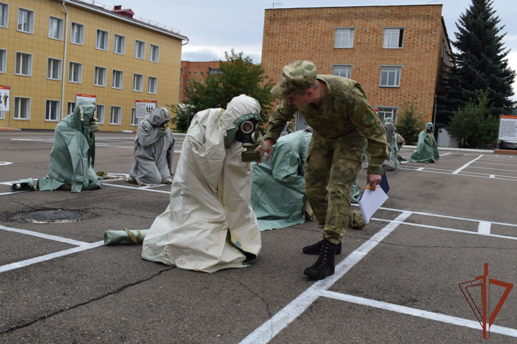 Учебно-методический сбор с офицерами-выпускниками военных вузов завершился в Сибирском округе Росгвардии