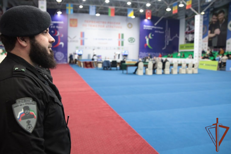 Росгвардейцы обеспечили безопасность республиканского турнира по спортивной борьбе в Грозном