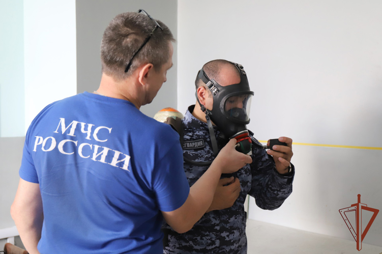 Межведомственная пожарно-техническая тренировка Росгвардии и МЧС прошла в Югре