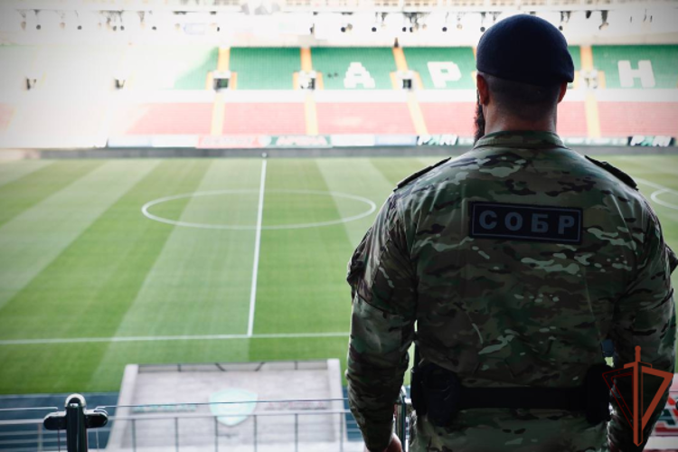 В Грозном росгвардейцы обеспечили безопасность футбольного матча РПЛ