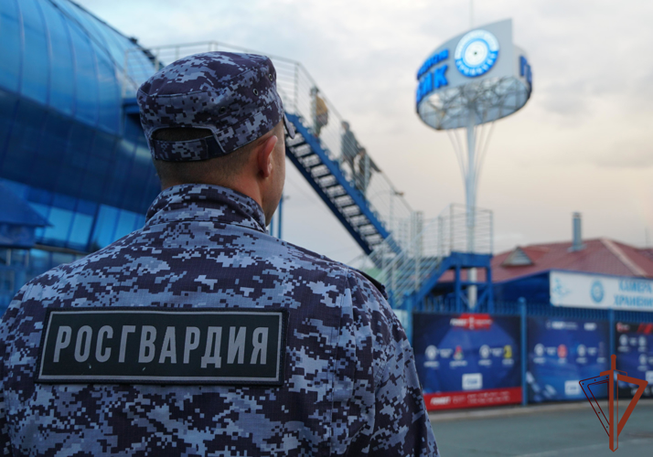 Сотрудники Росгвардии обеспечили безопасность матча Кубка России в Оренбурге