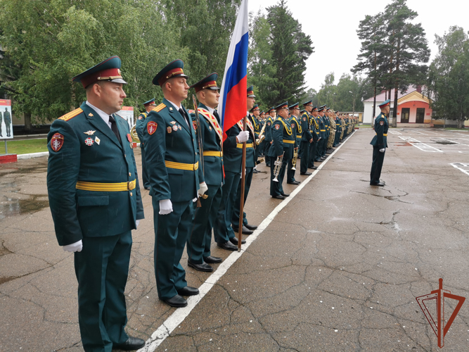 Ритуал вручения Боевого знамени воинской части Росгвардии прошел в Иркутской области