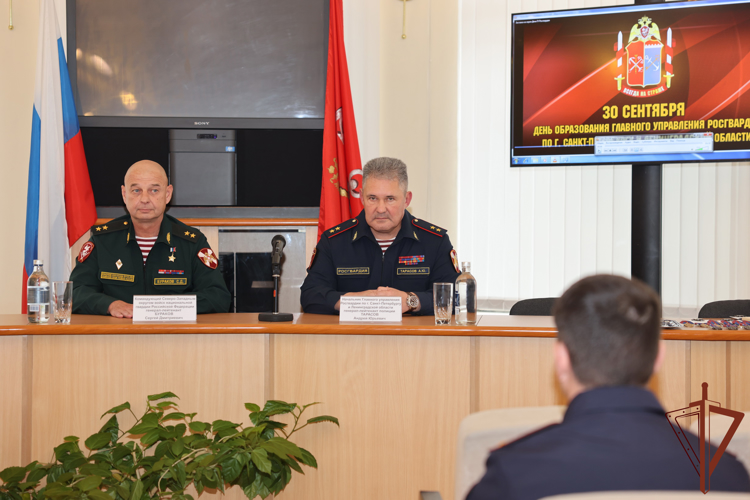 Командующий Северо-Западным округом Росгвардии в Санкт-Петербурге поздравил личный состав территориального органа с днем образования