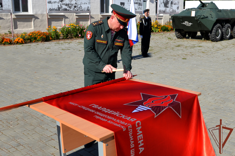 Представители Росгвардии провели патриотические мероприятия на Урале